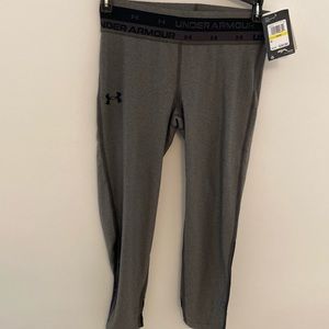 Ankle cut under armour leggings